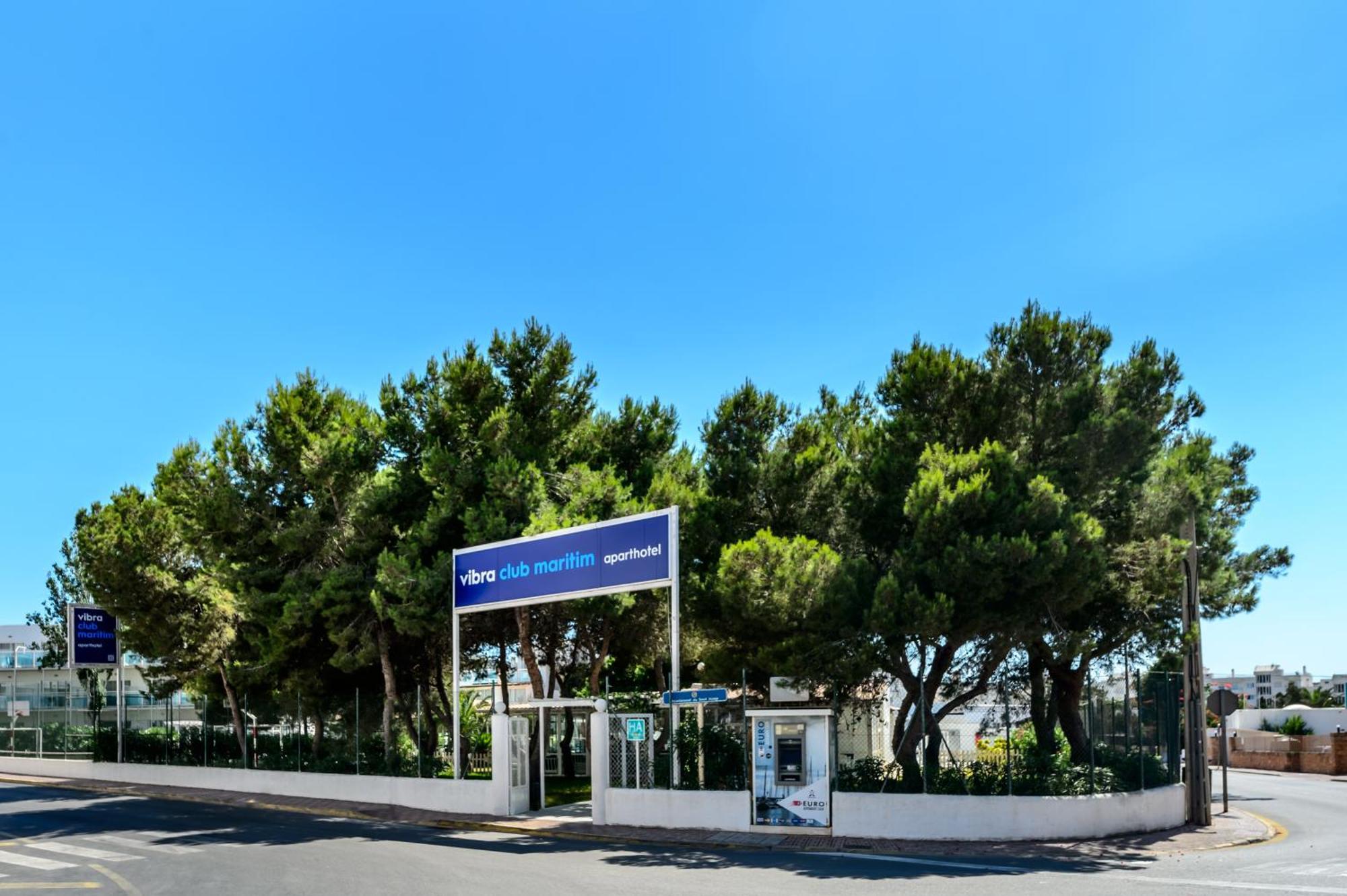 Aparthotel Vibra Club Maritim Сан-Антонио-Абад Экстерьер фото